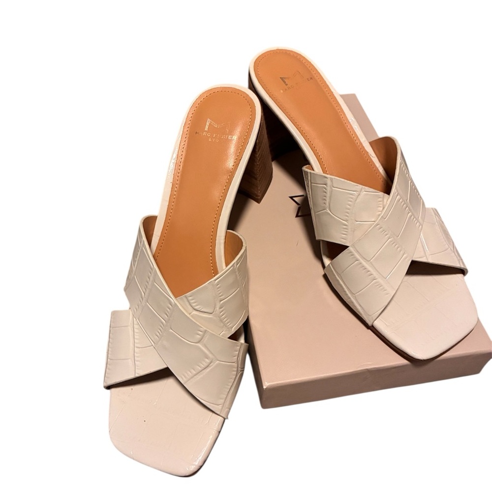 NWT Marc Fisher Square Toe Slide Sandals – Cream, Size 8
